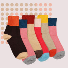Load image into Gallery viewer, Kints Socks - Style 3