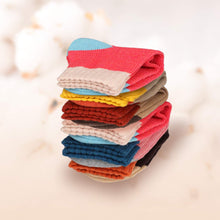 Load image into Gallery viewer, Kints Socks - Style 3